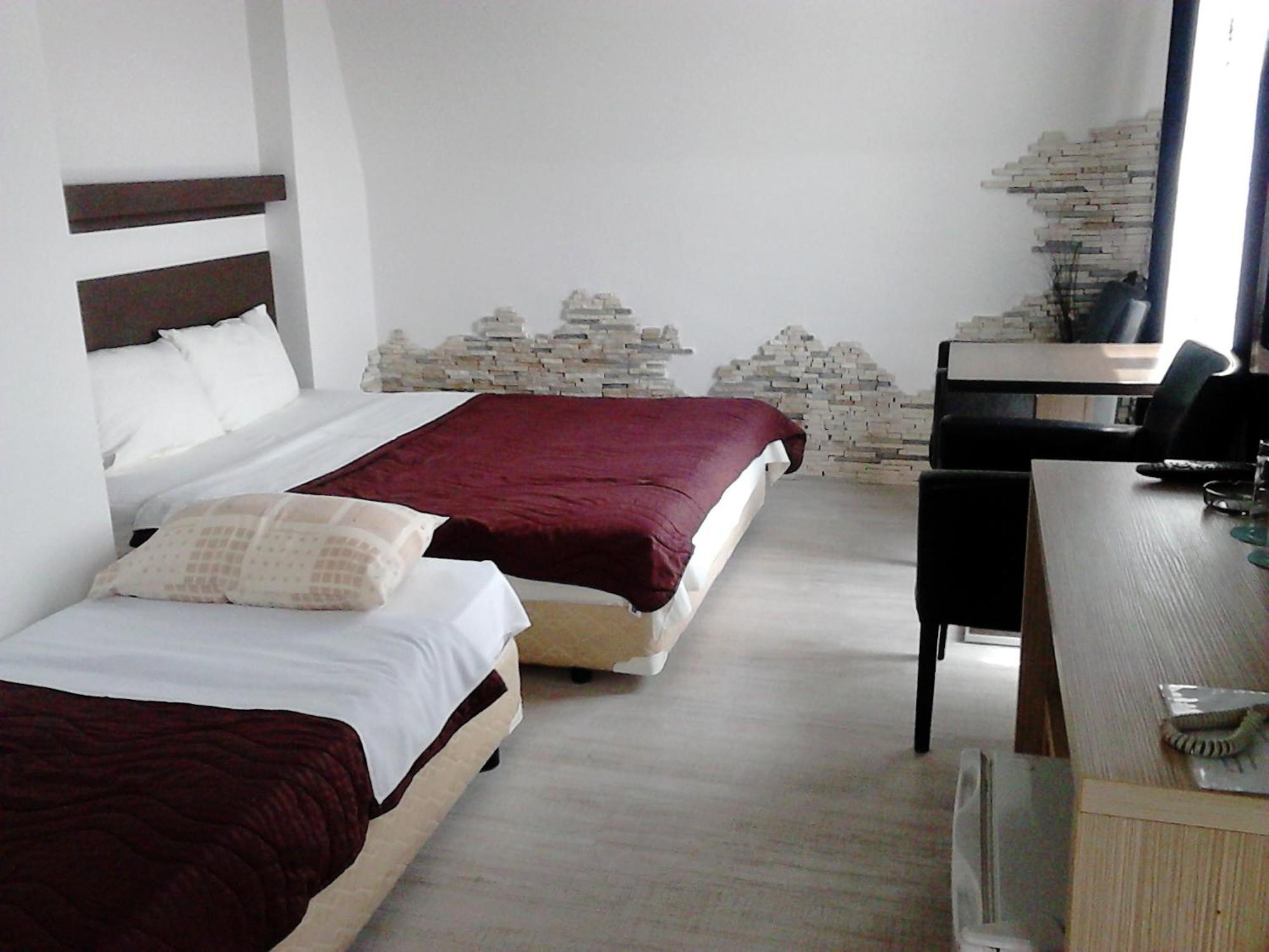 Prenociste Konstantin 2008 Hotel Nis Room photo